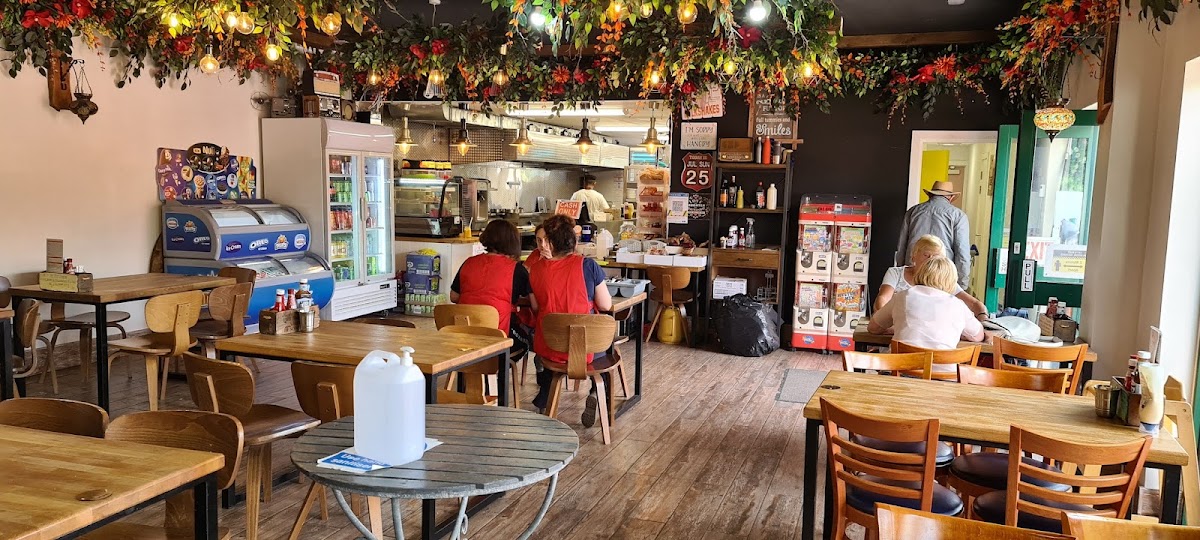 Lakeview Palace Cafe photo 1