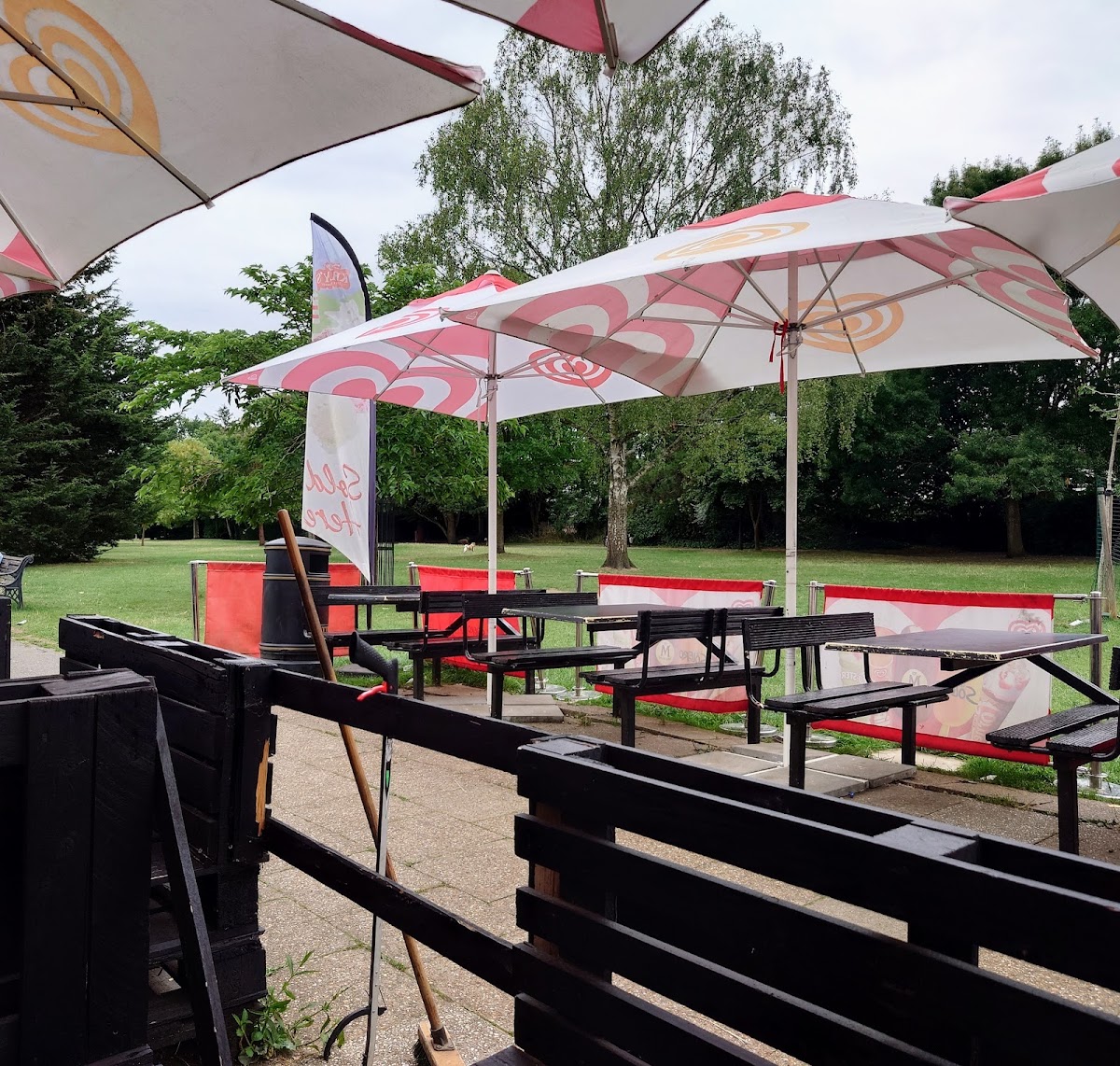 Victoria Park Café photo 1