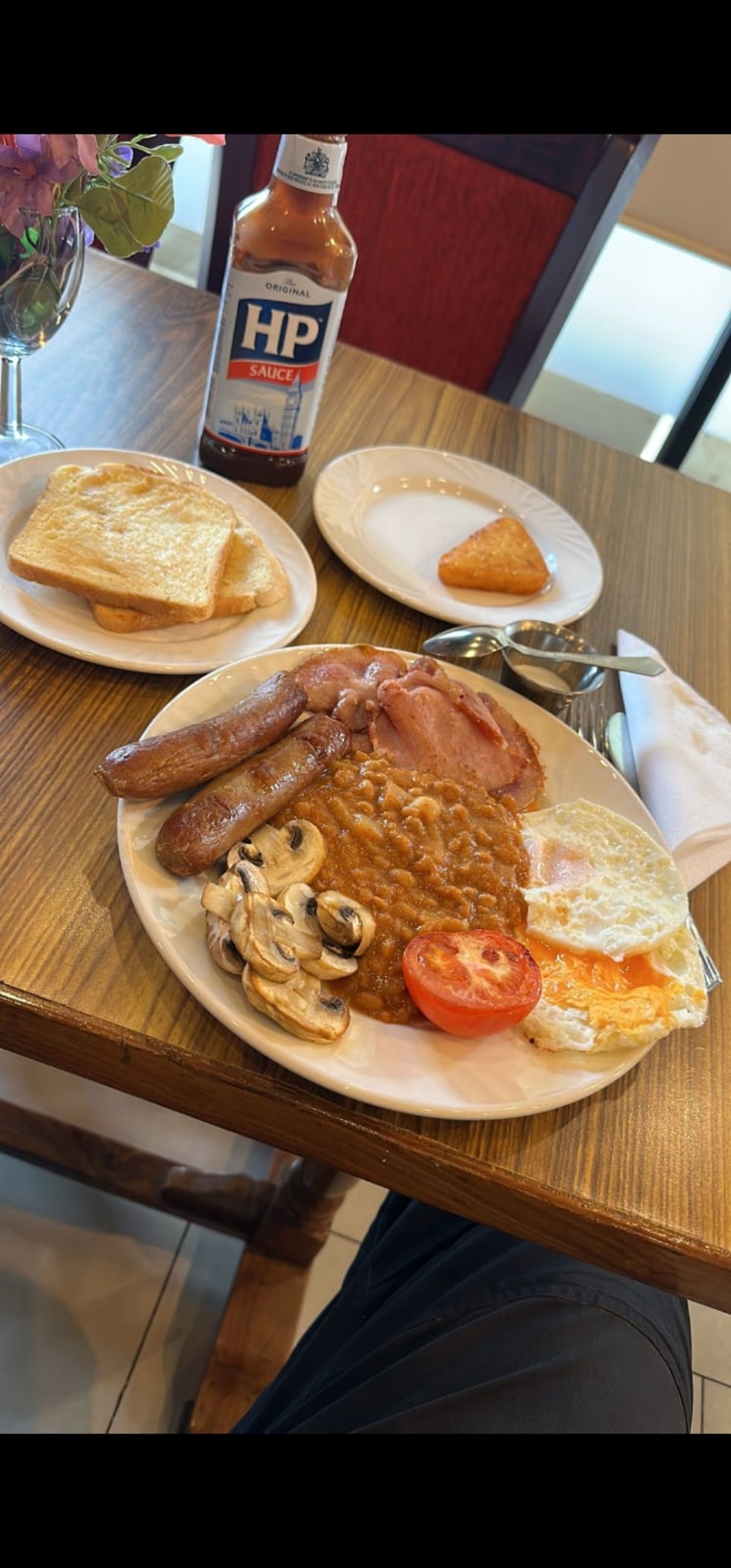 The Avenue Cafe photo 1