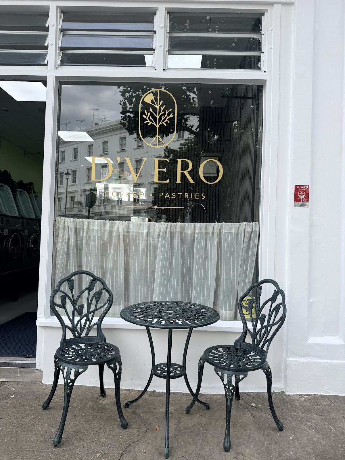 D’vero cafe “the pop up” photo 1