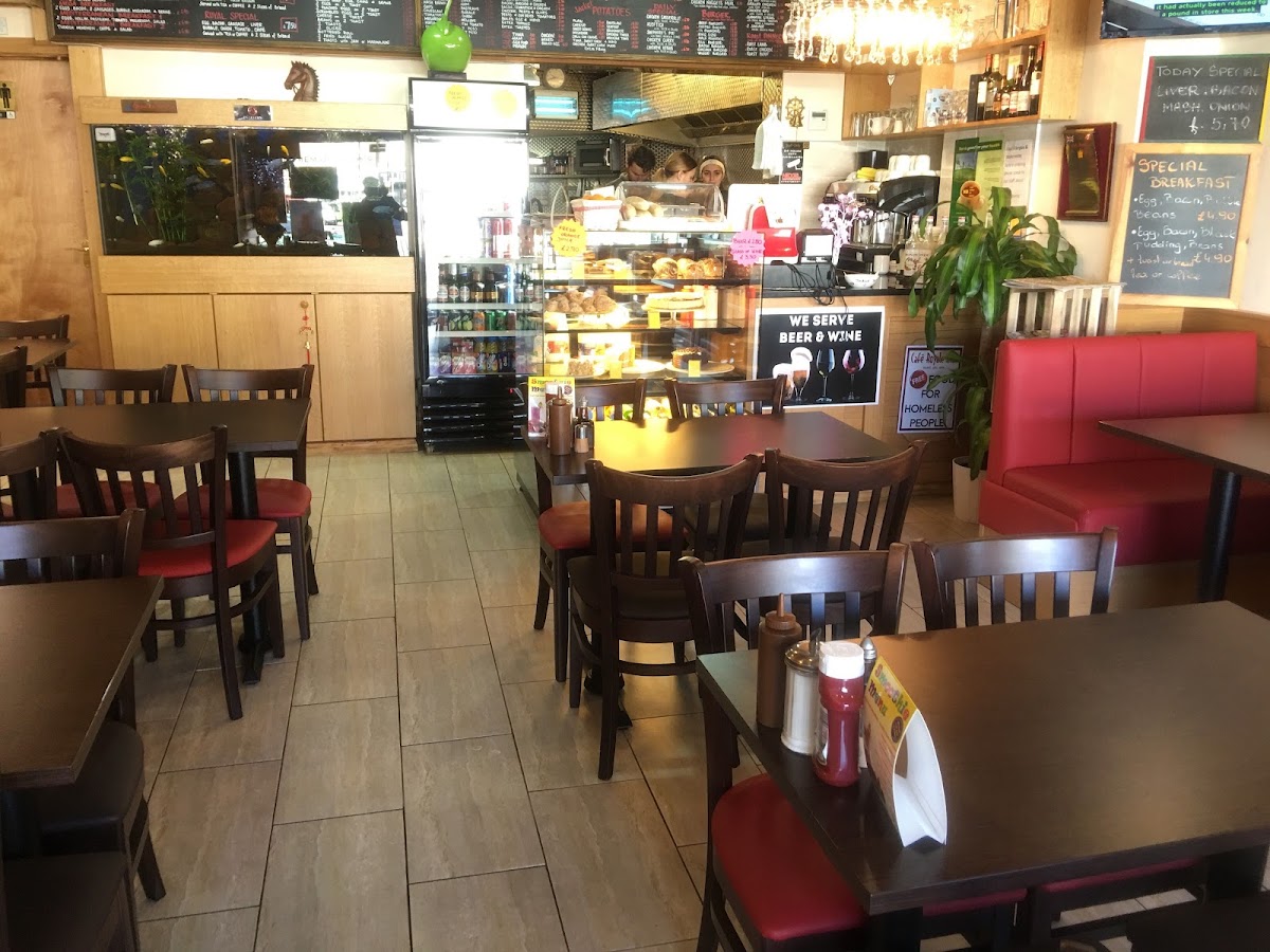 Abella cafe photo 1