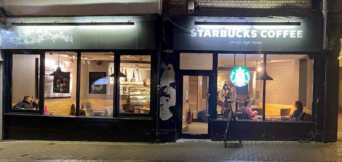 Starbucks Coffee photo 1