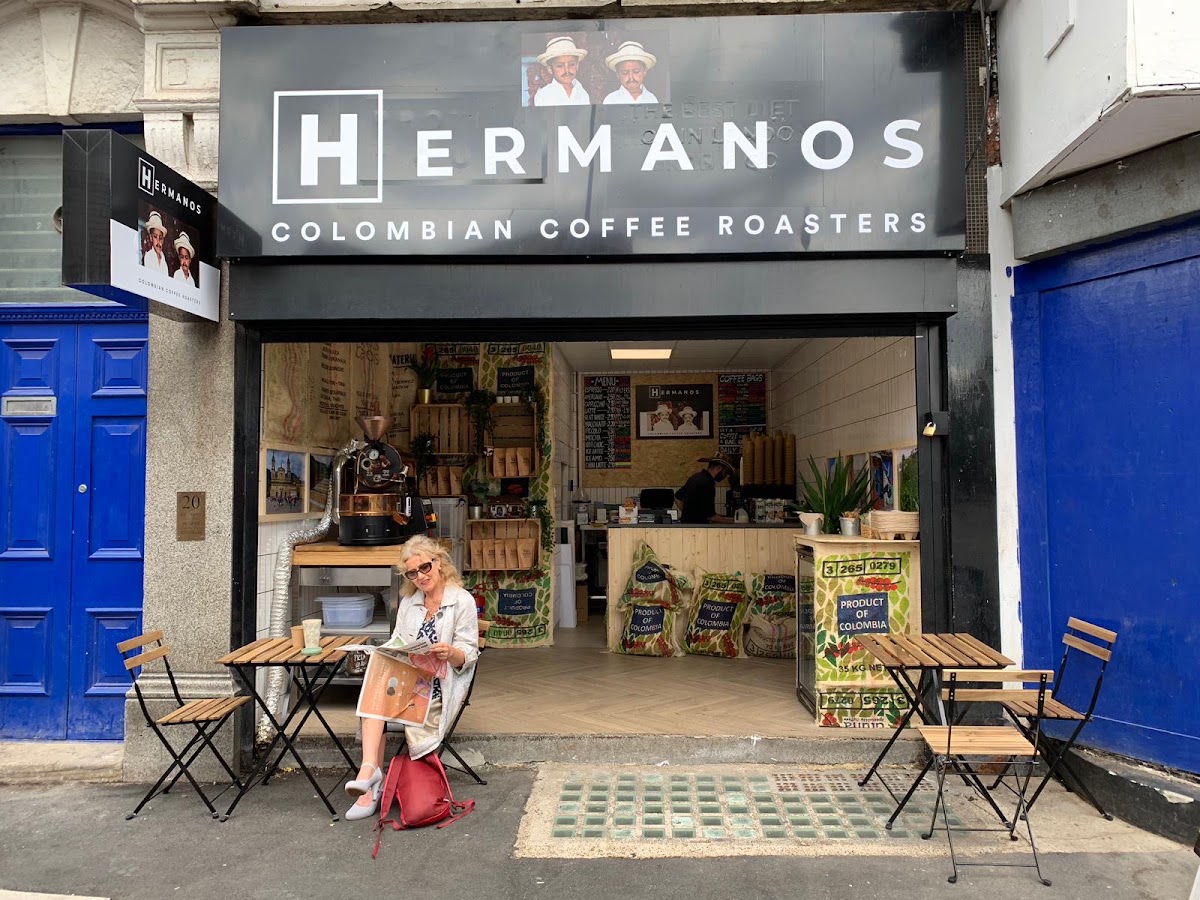 Hermanos Colombian Coffee Roasters – Victoria Station photo 1