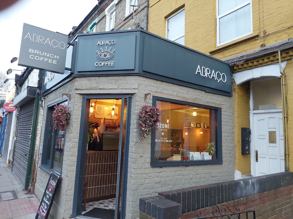 Abraço Cafe Blackstock Road photo 1