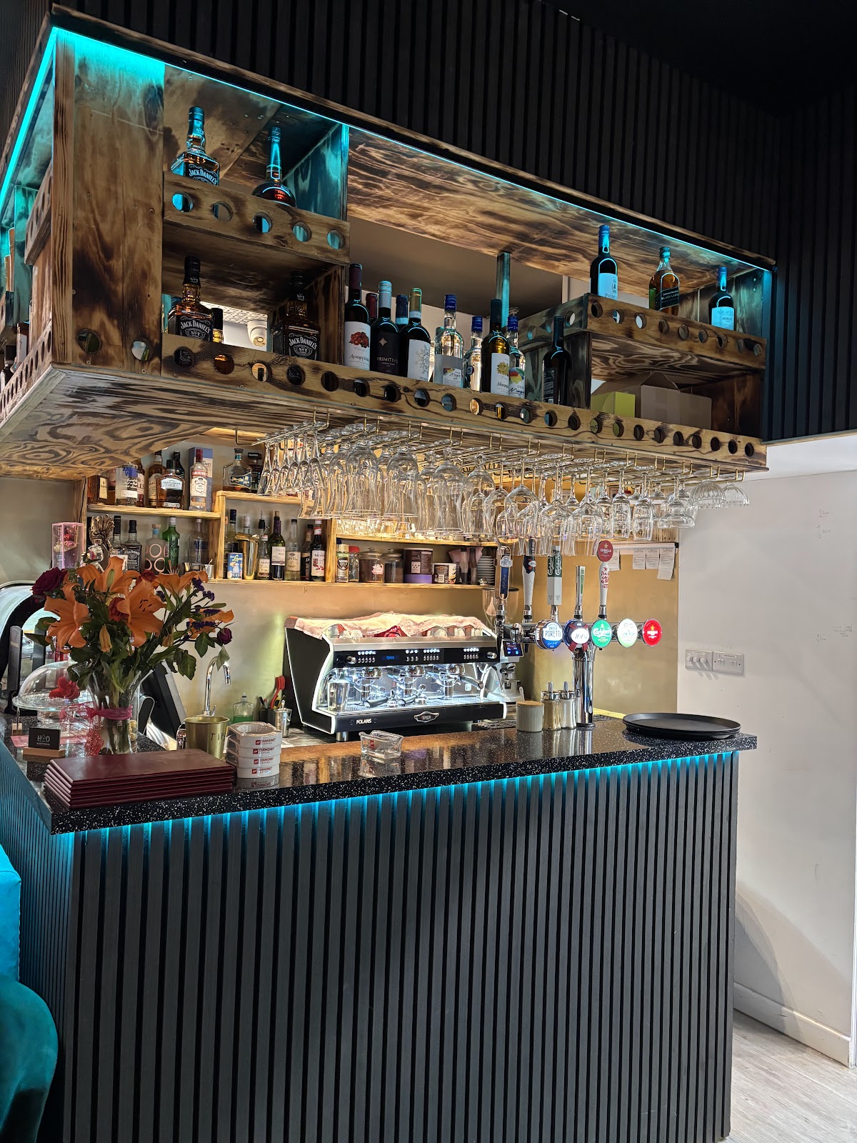 Floras Cafe Bar photo 1