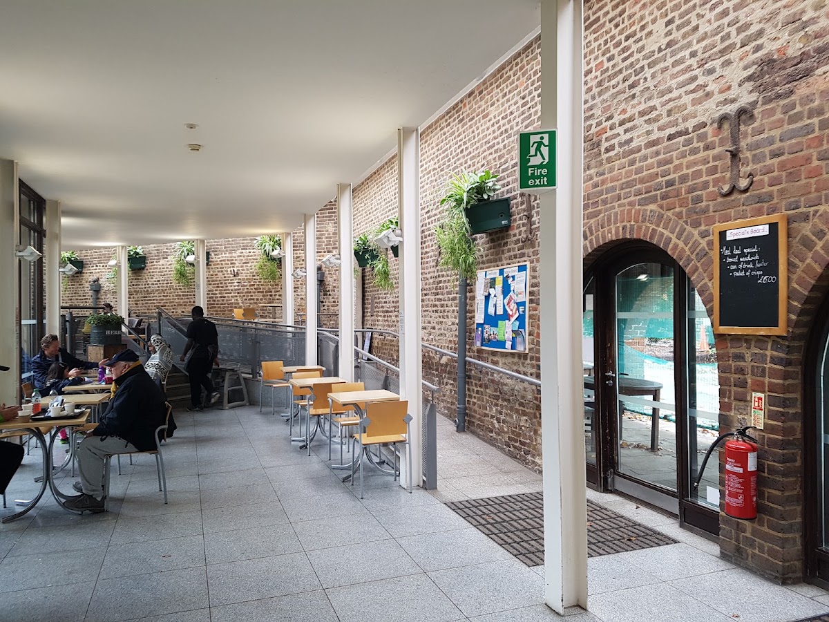 Holland Park Cafe photo 1